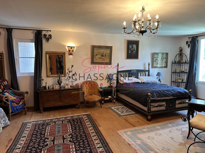 Image No.23-5 Bed House for sale