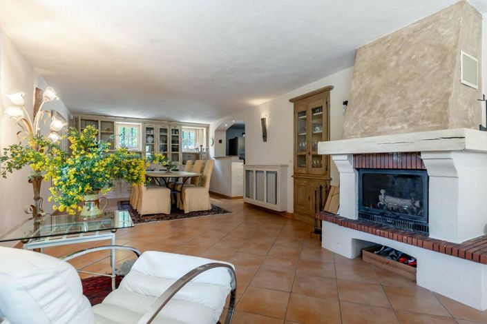 Image No.6-4 Bed House for sale