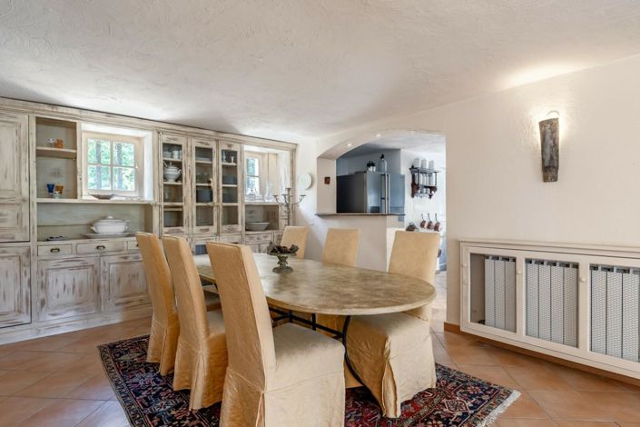 Image No.7-4 Bed House for sale