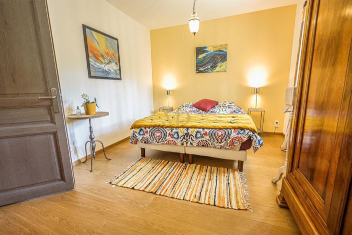 Image No.28-4 Bed House for sale