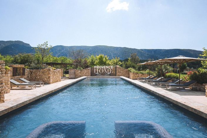 Image No.2-Maison de 8 chambres à vendre à Oppède