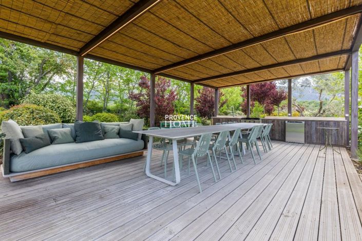 Image No.20-Maison de 8 chambres à vendre à Oppède