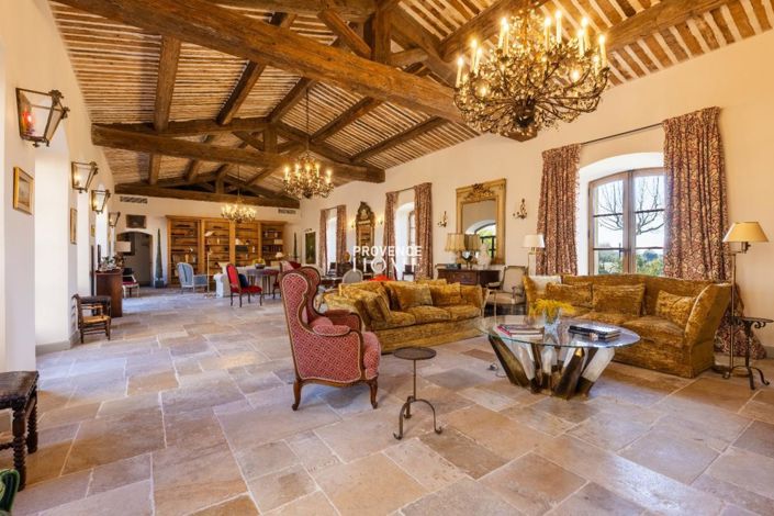 Image No.4-8 Bed House for sale