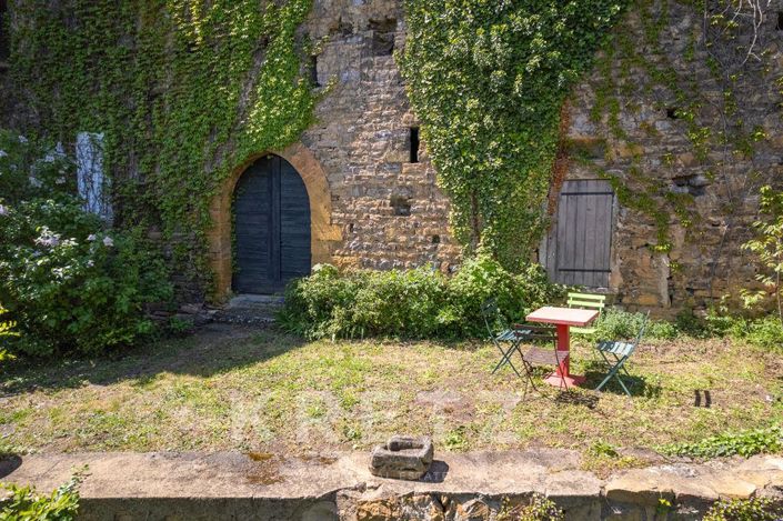 Image No.12-4 Bed House for sale