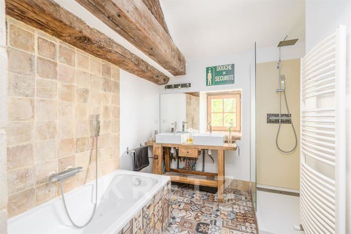 Image No.7-4 Bed House for sale