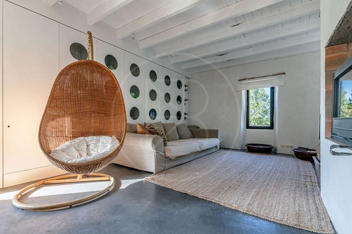 Image No.8-3 Bed House for sale