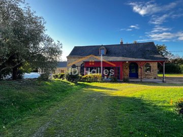 1 - La Chapelle-Hullin, House