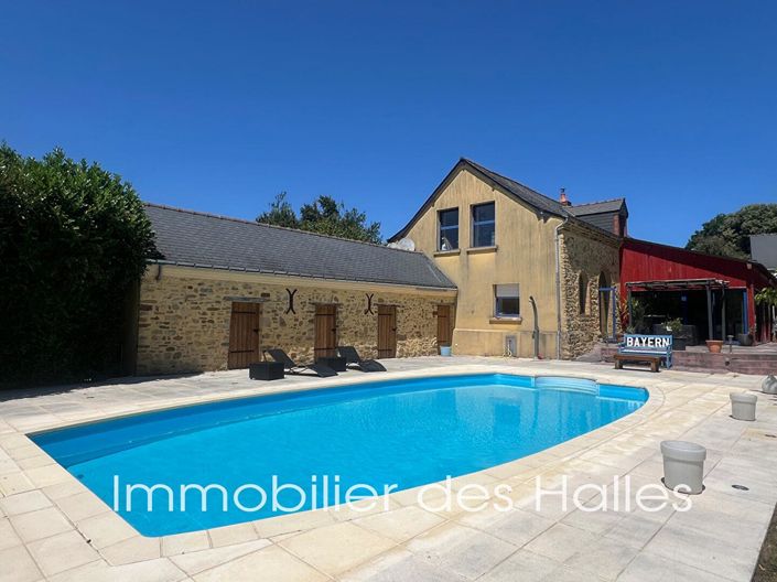 Image No.2-5 Bed House for sale