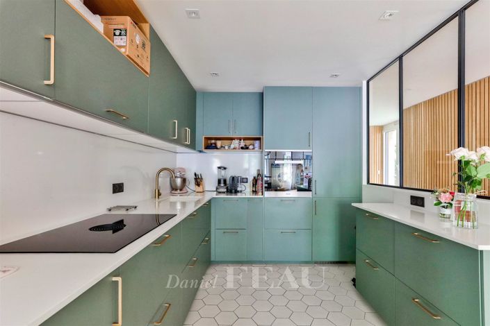 Image No.3-3 Bed Apartment for sale