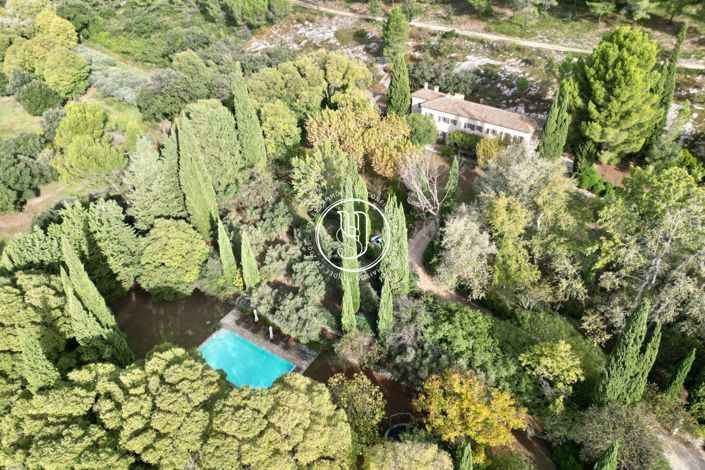 Image No.1-7 Bed House for sale