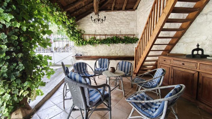 Image No.6-4 Bed House for sale