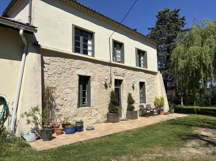 Image No.1-3 Bed House for sale