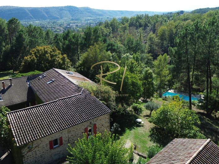 Image No.1-7 Bed House for sale