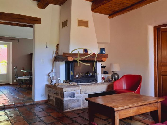 Image No.14-7 Bed House for sale