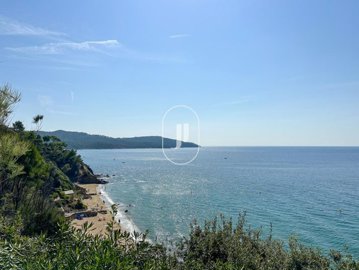 1 - La Croix-Valmer, Maison