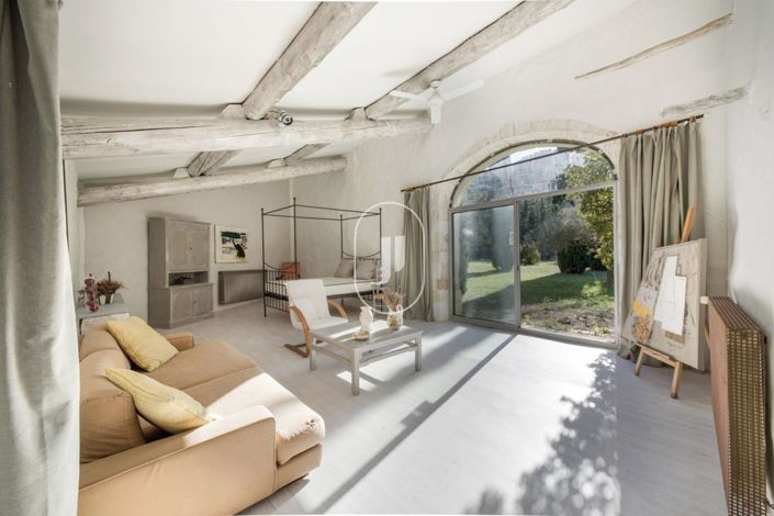 Image No.6-5 Bed House for sale