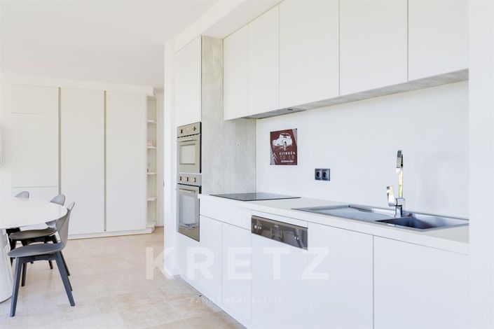 Image No.12-7 Bed House for sale