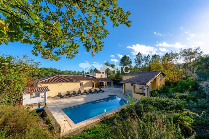 Image No.1-6 Bed House for sale