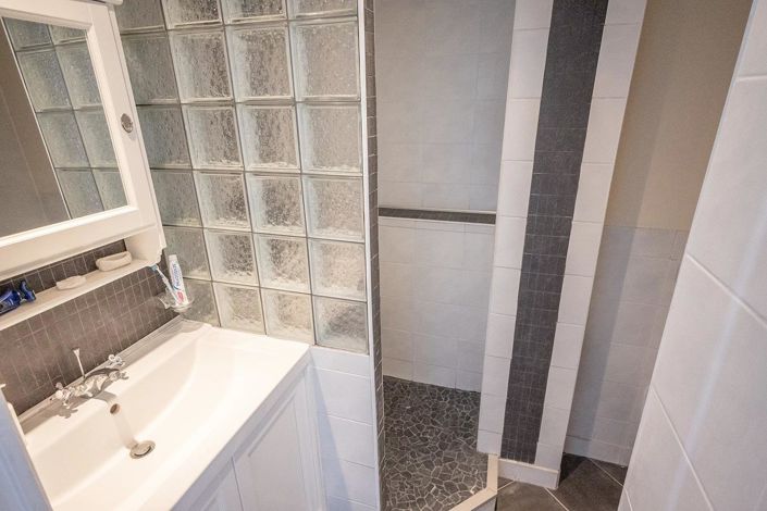 Image No.22-2 Bed Apartment for sale