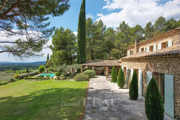 Image No.1-4 Bed House for sale