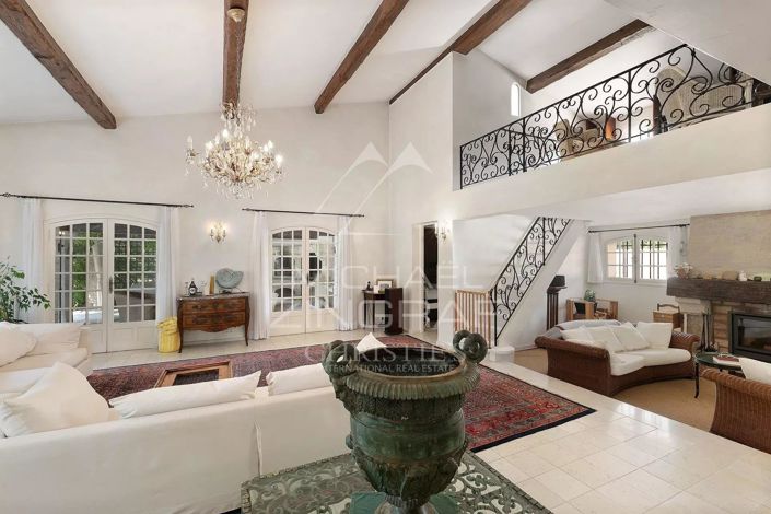 Image No.4-13 Bed House for sale