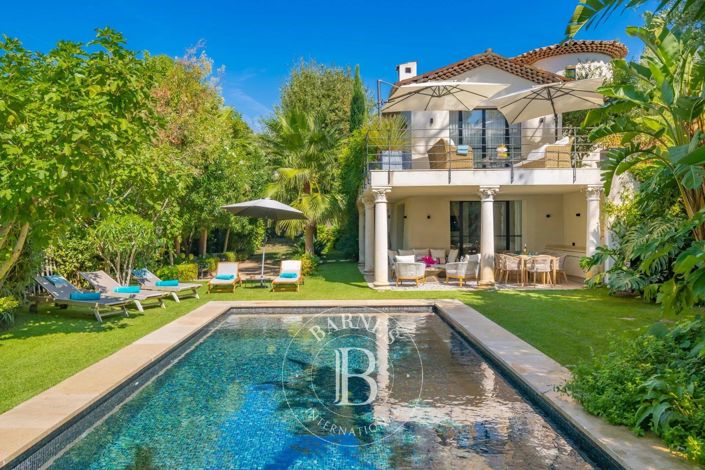 Image No.1-6 Bed House for sale