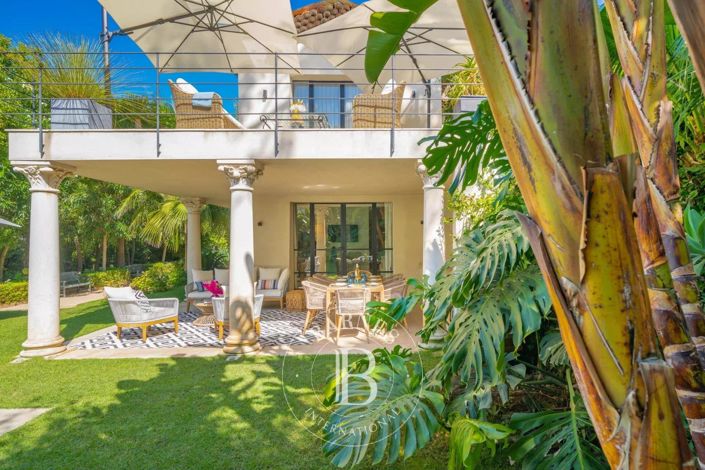 Image No.11-6 Bed House for sale