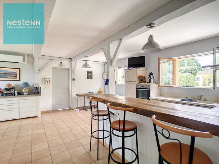 Image No.1-4 Bed House for sale