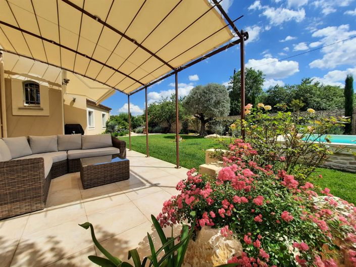 Image No.1-4 Bed House for sale