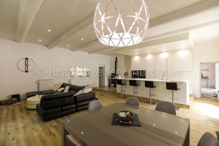 Image No.5-11 Bed House for sale