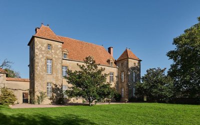 1 - Yonne, House