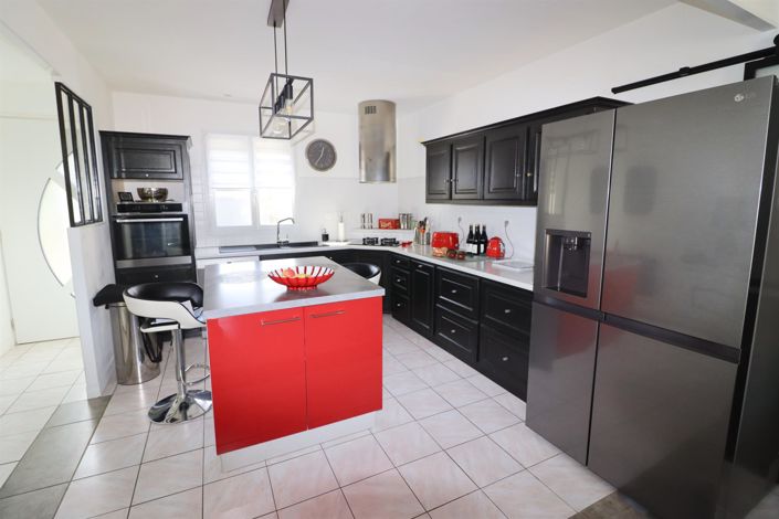 Image No.13-3 Bed House for sale