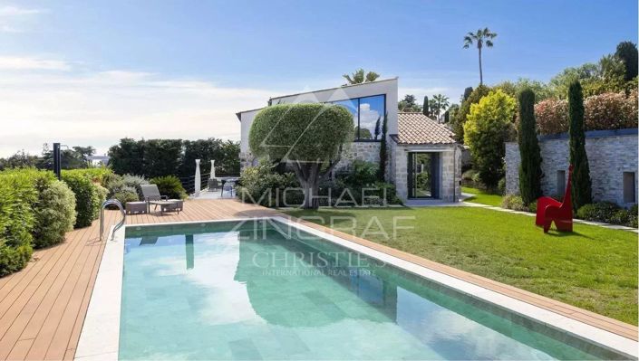 Image No.1-4 Bed House for sale
