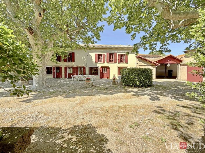 Image No.1-7 Bed Property for sale