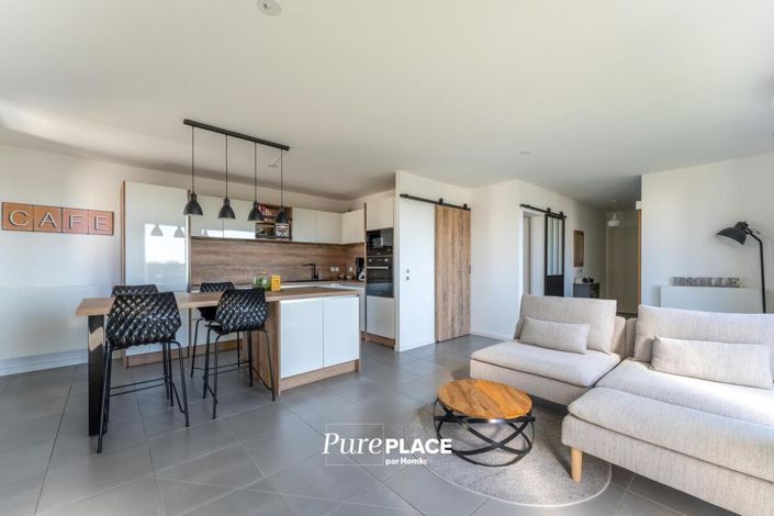 Image No.1-4 Bed Apartment for sale