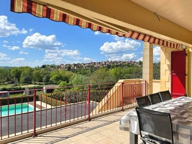 Image No.2-4 Bed House for sale