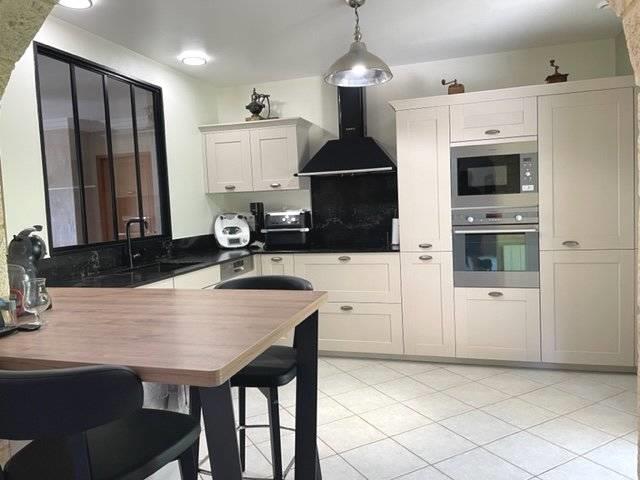 Image No.3-4 Bed House for sale