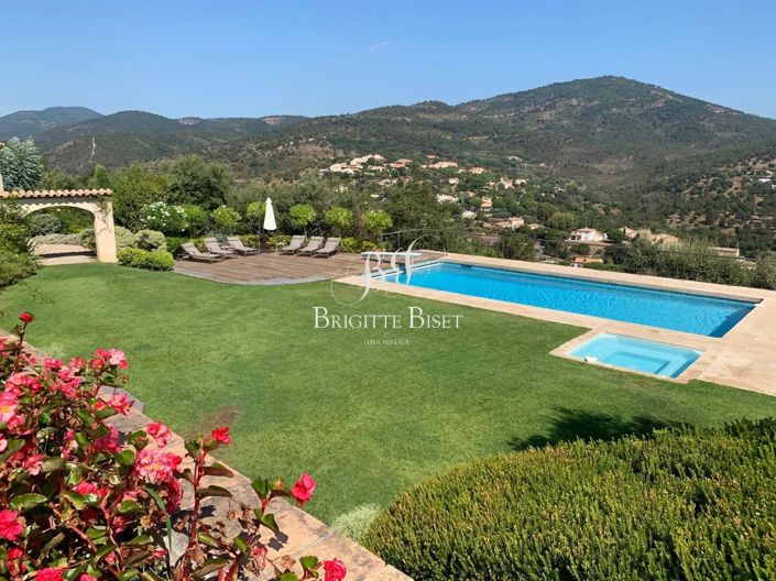 Image No.5-8 Bed House for sale