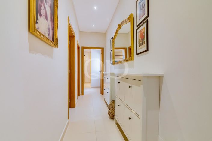 Image No.12-4 Bed House for sale