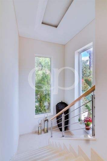 Image No.23-4 Bed House for sale