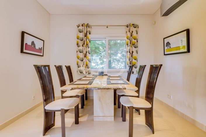 Image No.32-4 Bed House for sale