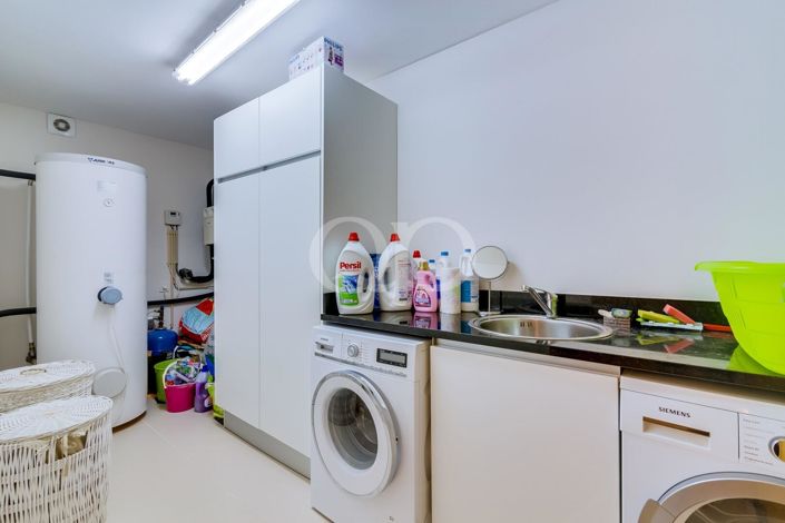 Image No.33-4 Bed House for sale