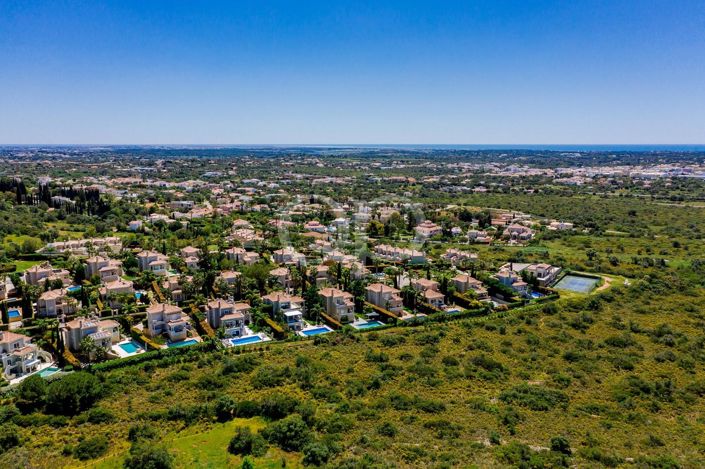 Image No.45-4 Bed House for sale