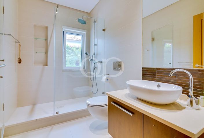 Image No.5-4 Bed House for sale