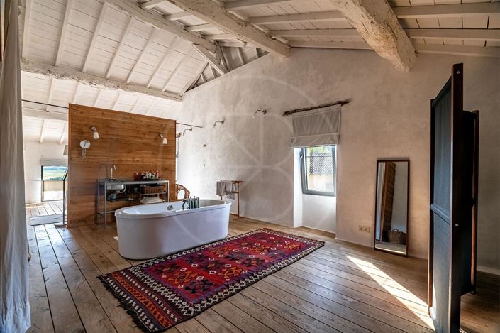 Image No.13-3 Bed House for sale