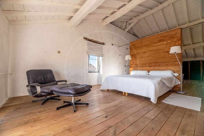 Image No.14-3 Bed House for sale