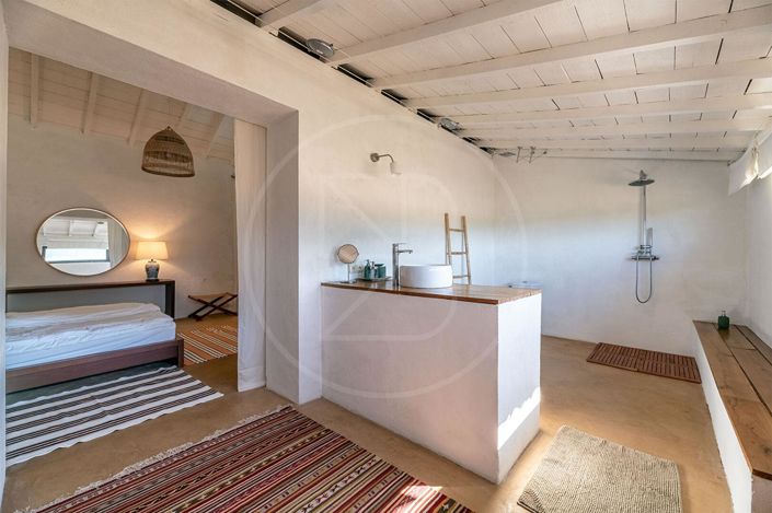 Image No.17-3 Bed House for sale