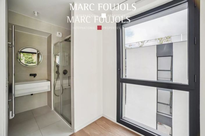 Image No.15-4 Bed Apartment for sale