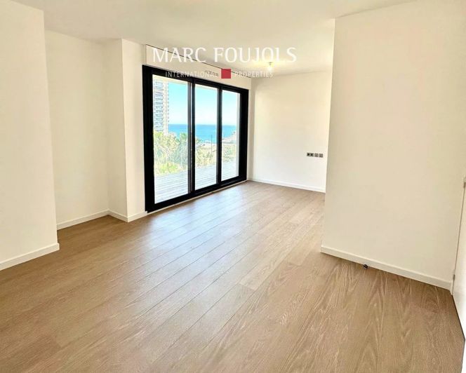 Image No.22-4 Bed Apartment for sale