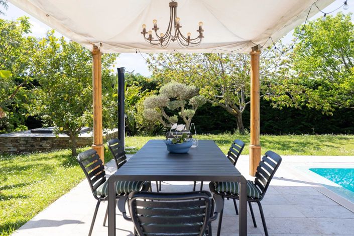 Image No.14-6 Bed House for sale